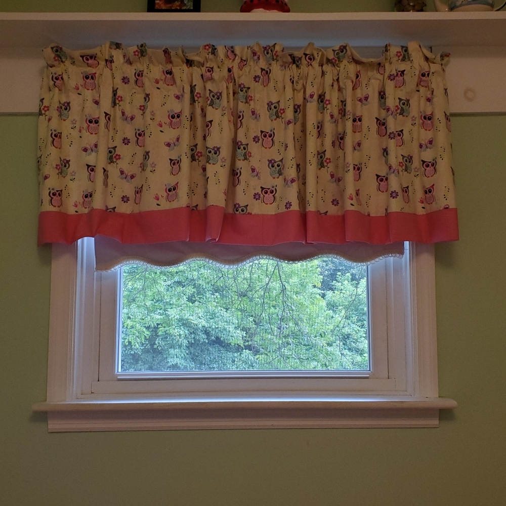 Owl Curtain Valance